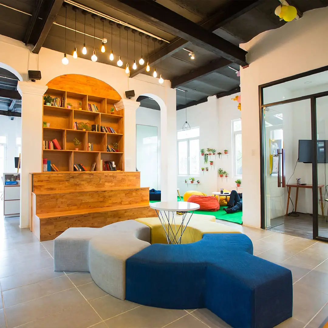 designed office spaces at Yura realty
